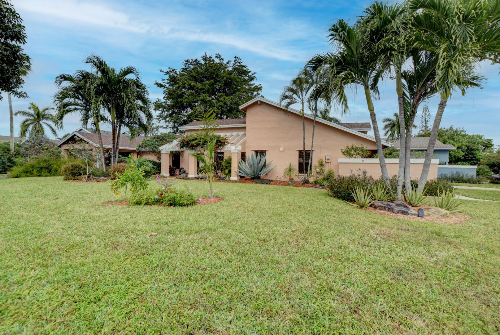 920 Rainberry Lake Drive, Delray Beach, FL 33445 Virtual Tour
